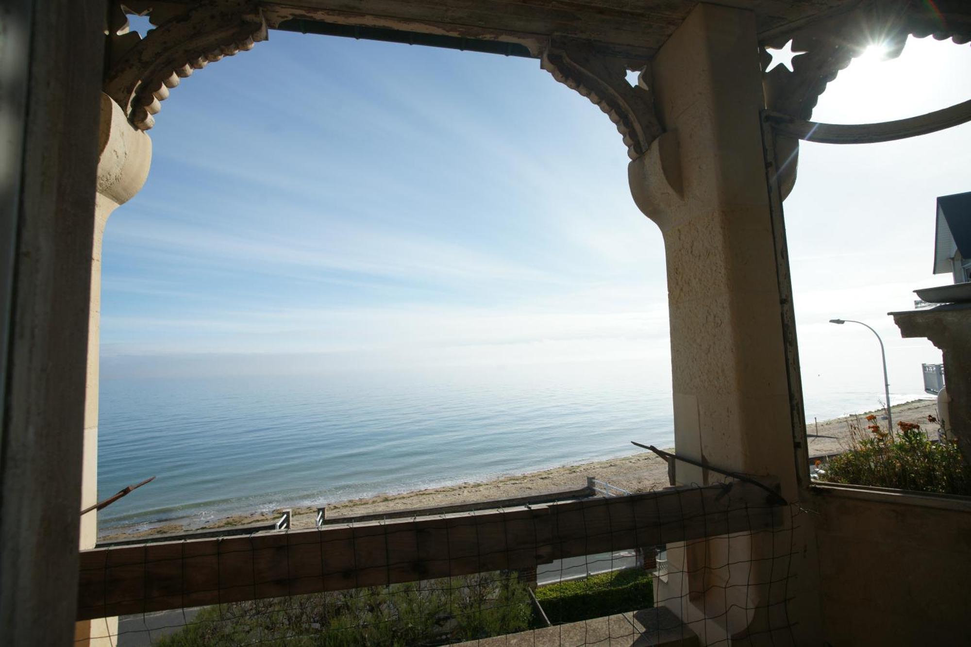 La Villa Louis, La Chambre Rose, Maison D'Hotes Vue Mer, Lion-sur-Mer Exterior photo